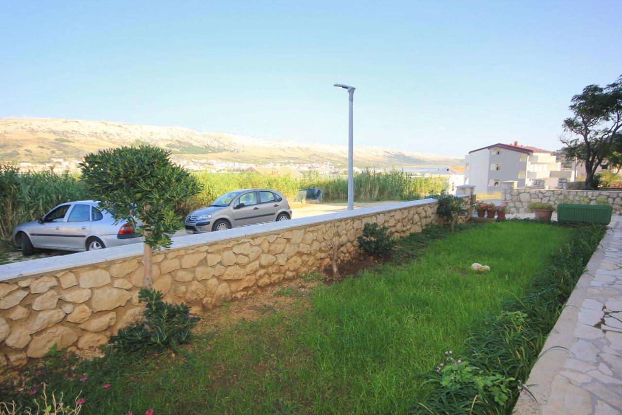 Apartments With A Parking Space Pag - 9388 Pag Town Buitenkant foto